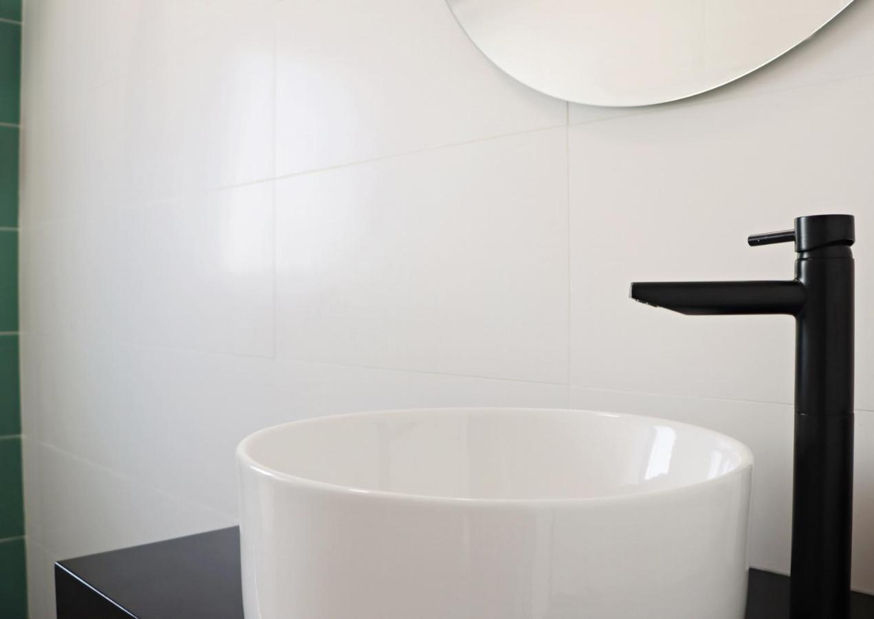 Vivenda Geminada Com Piscina A 10 Minutos A Pe Da Villa *